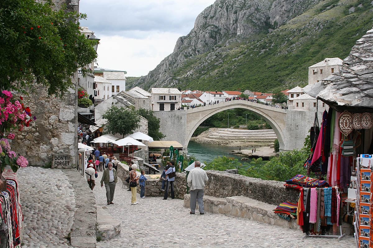 Da li će ovog puta uspjeti promijeniti imena: Ustaški teret pritiska ulice Mostara