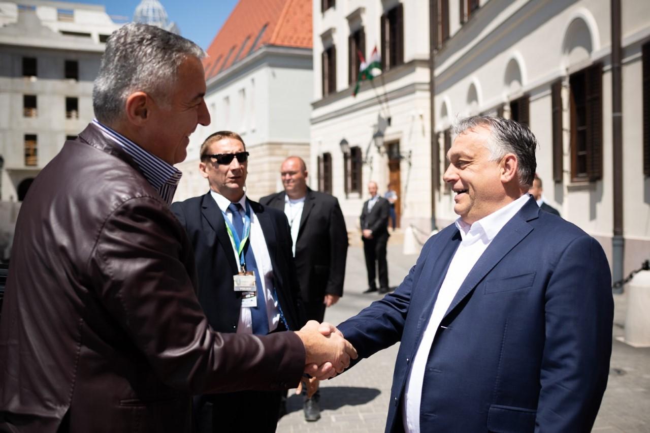 Milo Đukanović sastao se s Viktorom Orbanom: Podrška evropskoj integraciji Crne Gore, ali i regiona