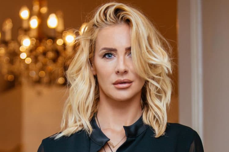 Milica Dabović u minijaturnom bikiniju nakon što je otkrila da je u vezi
