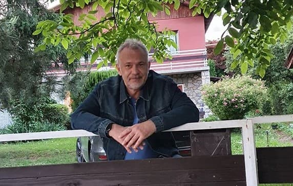 Zoran Šprajc "Stanje nacije" najavio u boksericama, evo šta je poručio