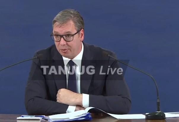 Vučić: Nije istina da sam htio na more u Hrvatsku, mene zanima Jasenovac