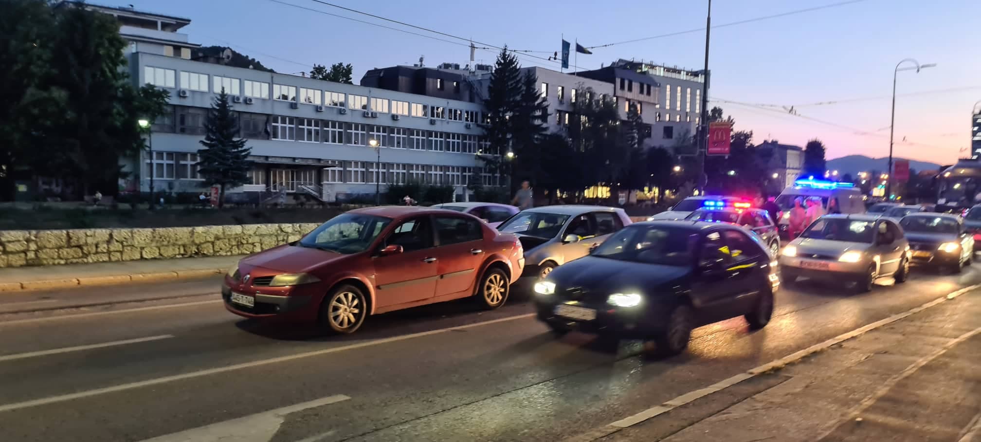 Sudar na Obali Kulina bana: Materijalna šteta na automobilima