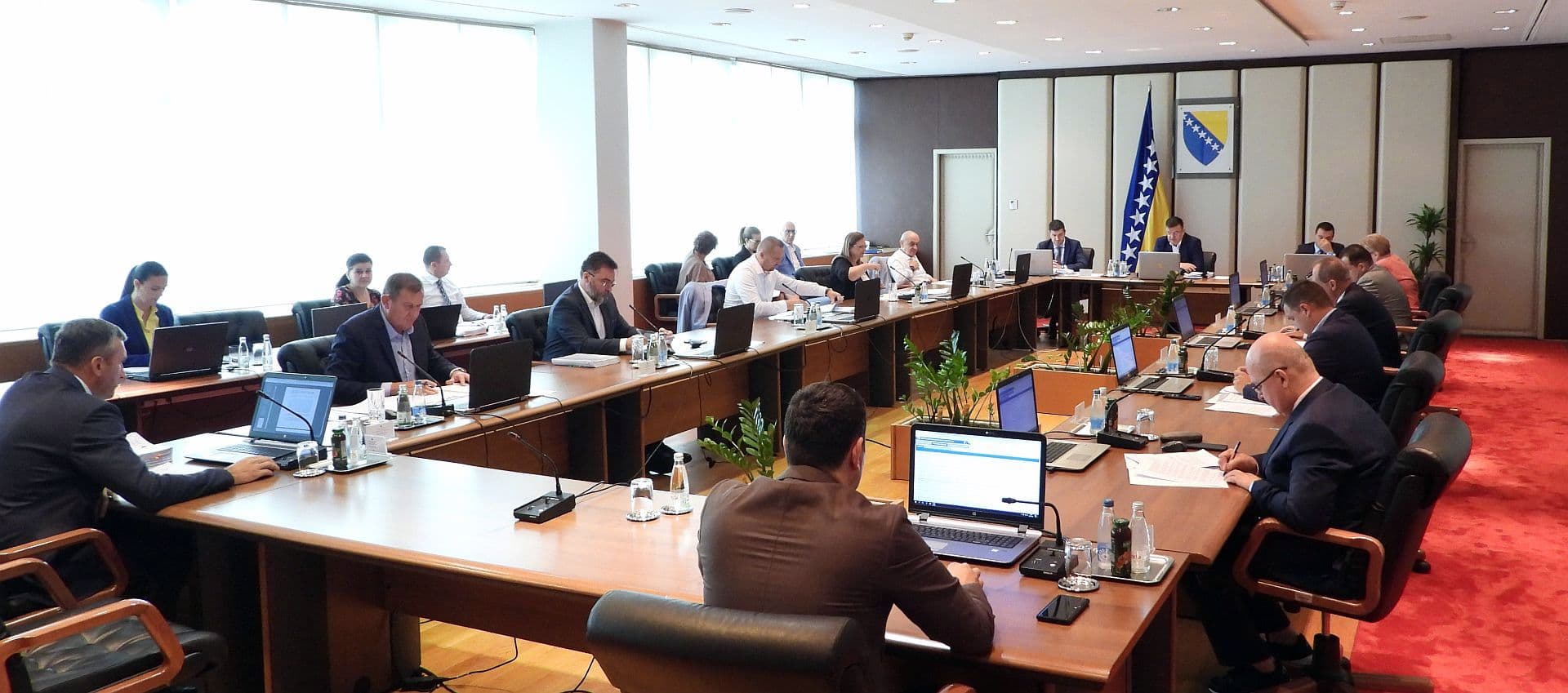 U 2021. godini u BiH izdato 256 rješenja za uvoz oružja i vojne opreme