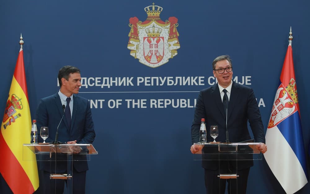 Vučić: Španija od Srbije ne traži "dlaku u jajetu"