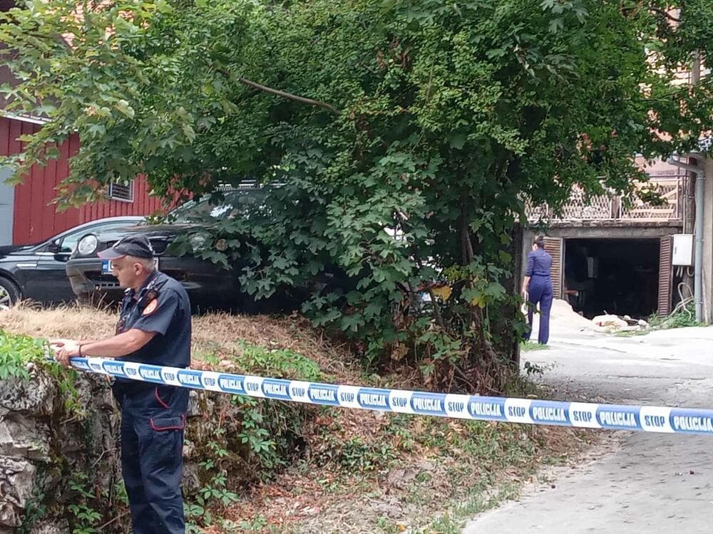 Detalji užasa na Cetinju: Napadač imao 34 godine, djeca iz okolnog centra nisu ugrožena