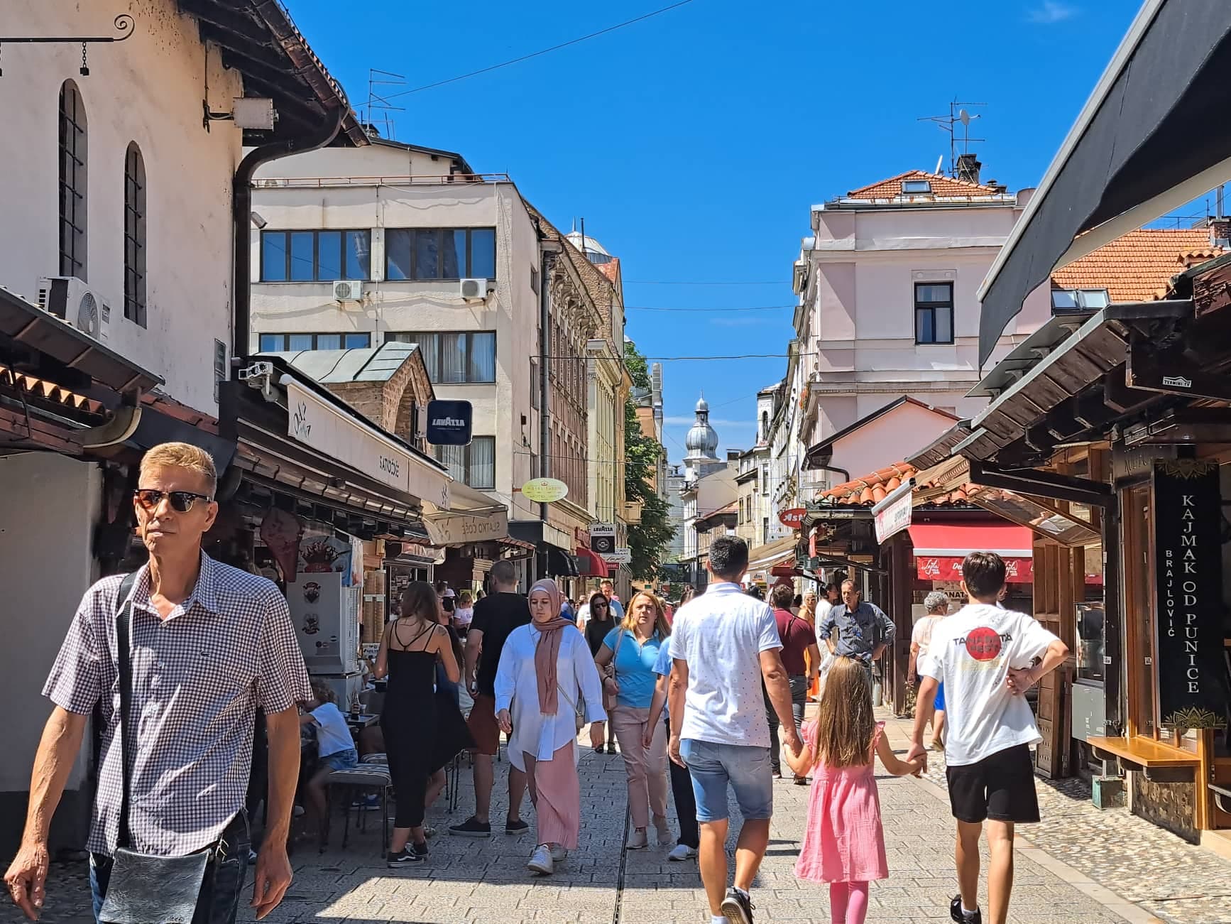 Mnogi turisti iskoristili sunčan dan - Avaz