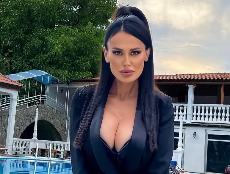 Indy smršala 40 kilograma: Od oblina ostale samo bujne grudi