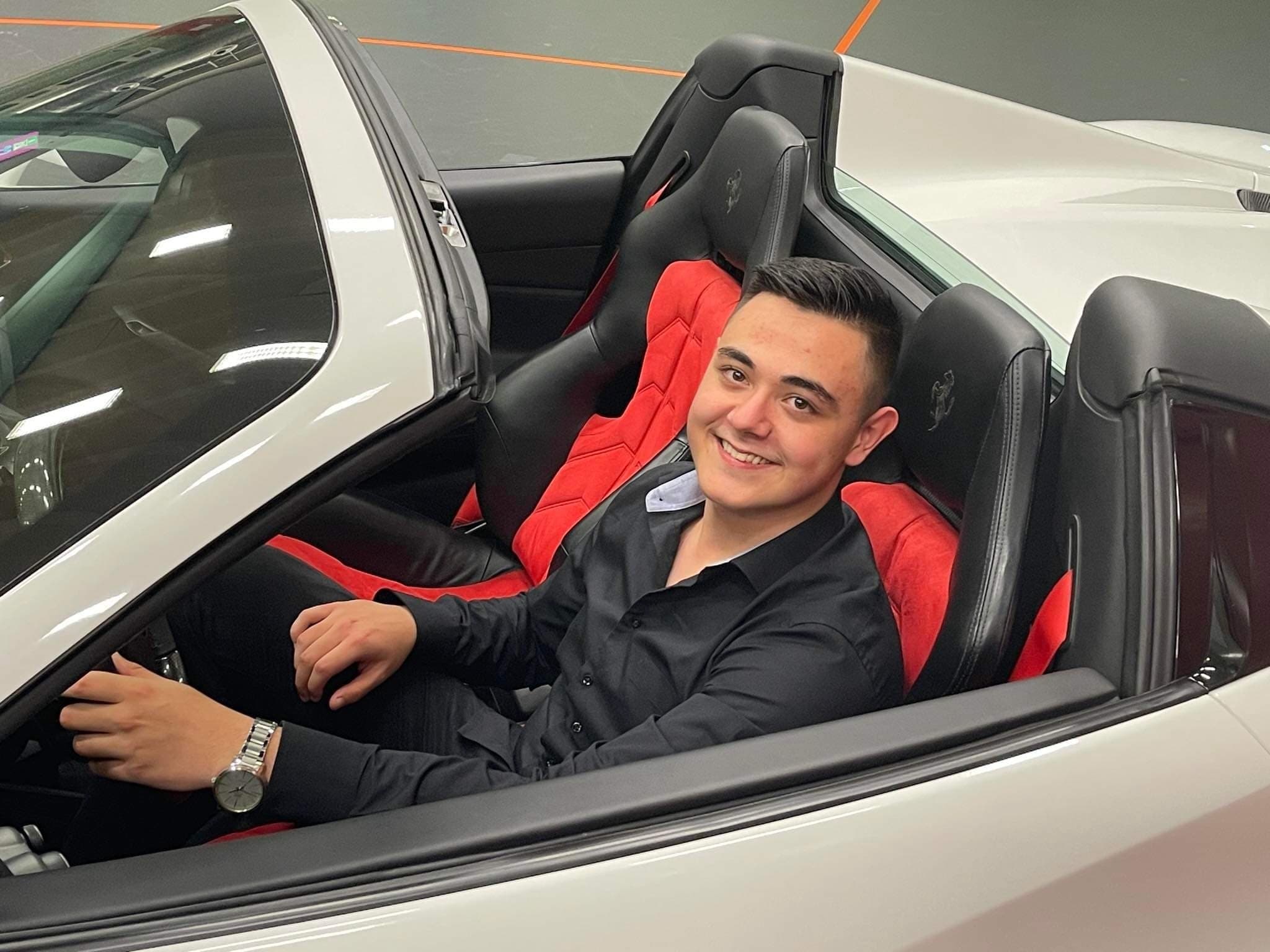 Pobjednik "Zvezda Granda" još u šoku: Na poklon dobio Ferrarija