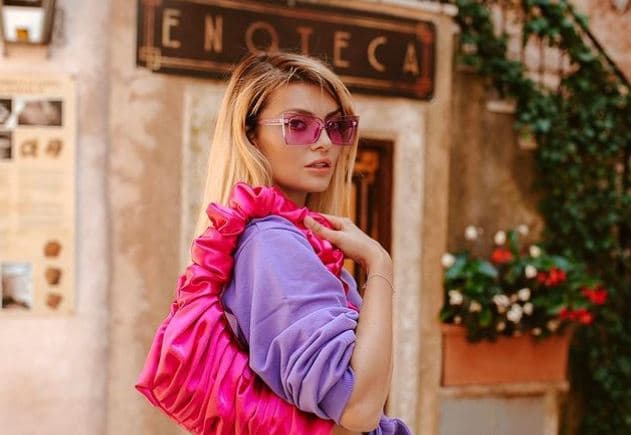 Ella Dvornik haljinom privukla sve poglede i podsjetila na trik skrivanja donjeg veša