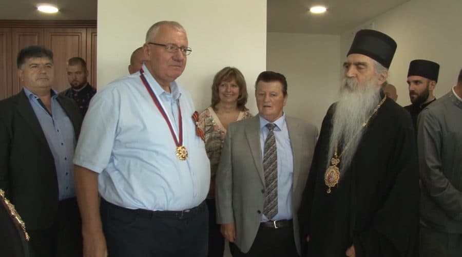 Nikolaidis: SPC je odlikovala ratnog zločinca Šešelja, da Bog kaže - prava nagrada u prave ruke