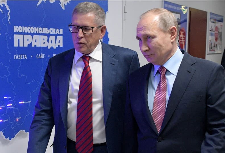 Iznenada preminuo novinar blizak Putinu: Samo se srušio i počeo gušiti