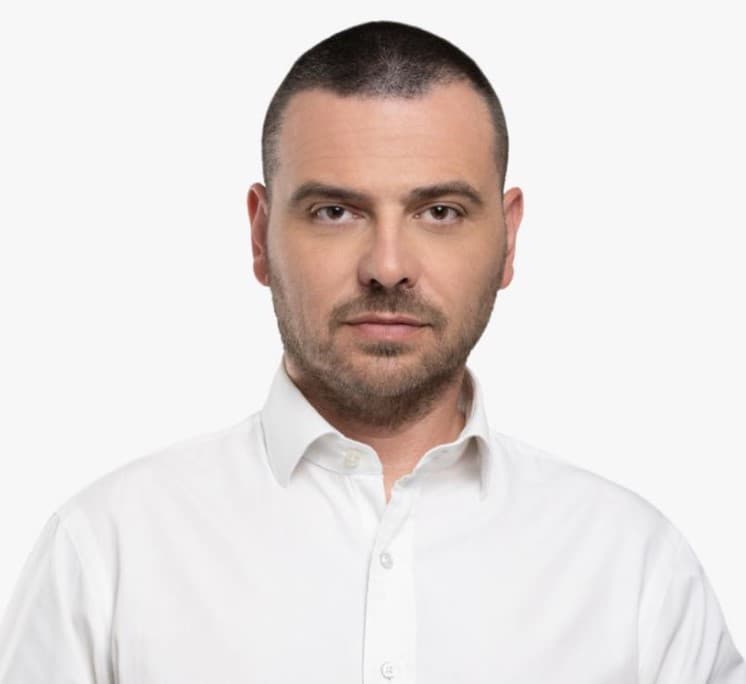 Magazinović o utakmici Zmajeva sa Rusijom: Zeljković, zajedno sa ostalim dizačima ruku, morao je podnijeti ostavku