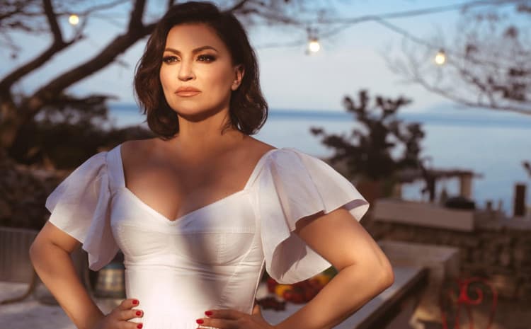 Nina Badrić pozirala s lijepom sestrom Sunčicom, njihove kombinacije inspiracija su za jesenje dane
