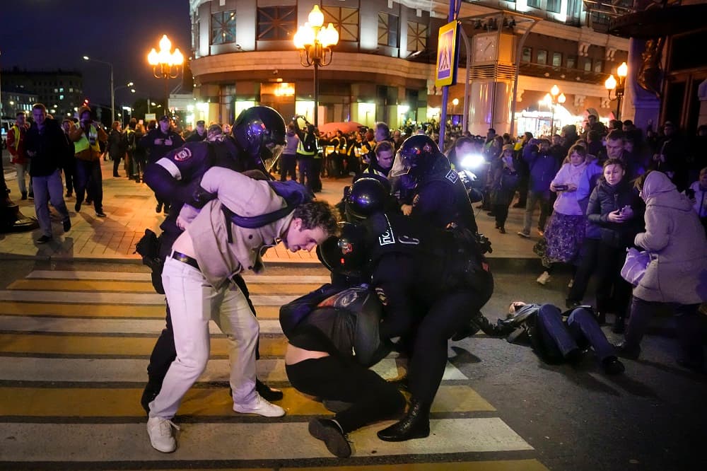 Protesti protiv Putinove mobilizacije: Uhapšeno više od hiljadu demonstranata