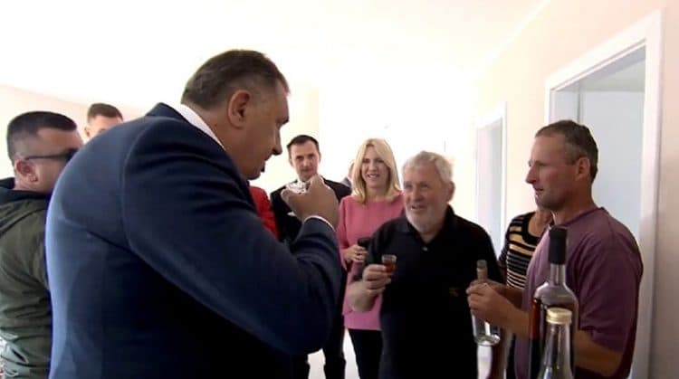 Dodik u Banovini - Avaz