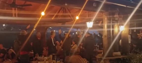 Odlična atmosfera uoči utakmice: Navijači Crne Gore pjevaju "Bosnom behar probeharao"