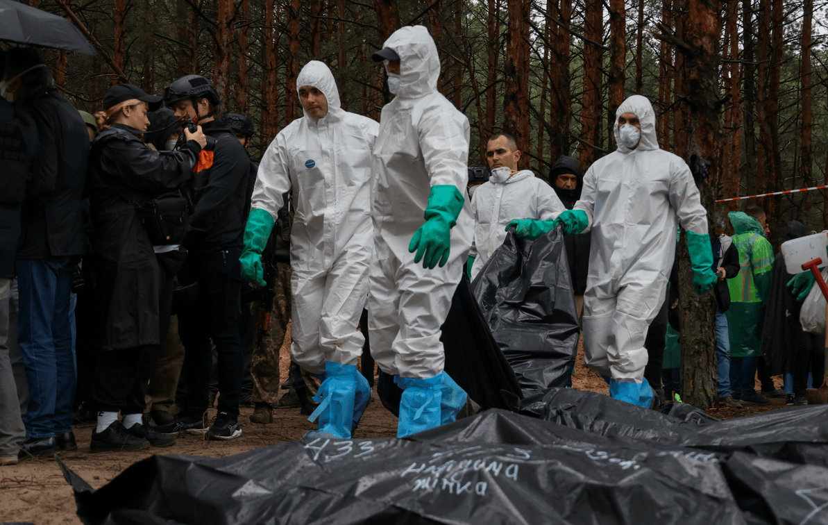 Ukrajina: Masovna grobnica s 436 tijela pronađena u Izjumu