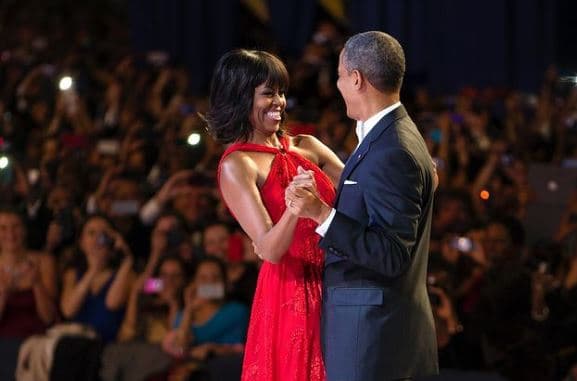 Ništa od razvoda, Obama suprugu obasuo komplimentima za 30. godišnjicu braka