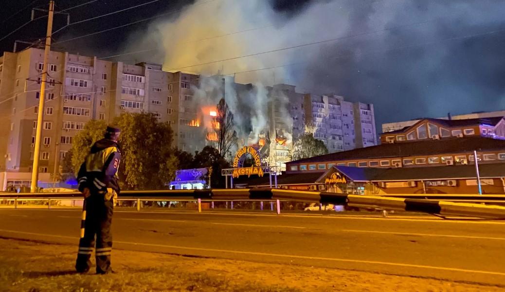 Nakon pada borbenog aviona poginulo najmanje 13 osoba: Među njima troje djece