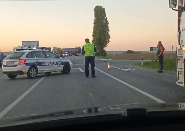 Stravičnu nesreću u kojoj je stradalo dvoje tinejdžera izazvao muškarac kojem je navodno istekla vozačka prije osam godina