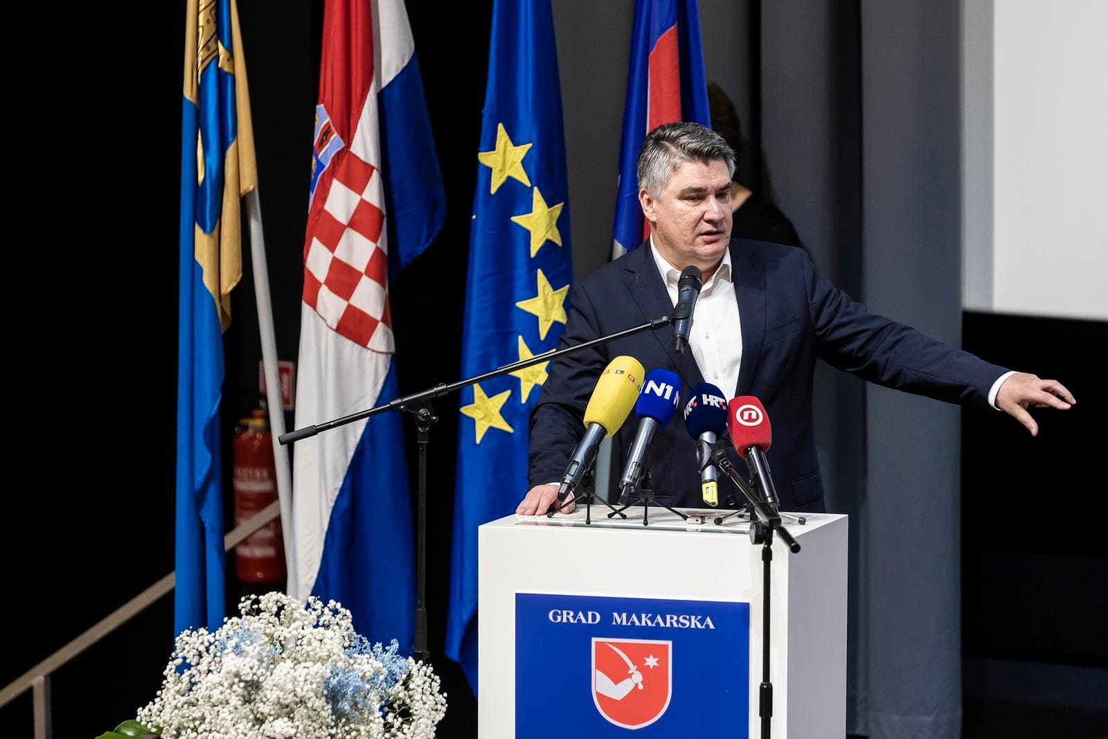 Milanović se neće sastati s Nensi Pelosi: Ionako za dvije sedmice više neće biti na toj poziciji
