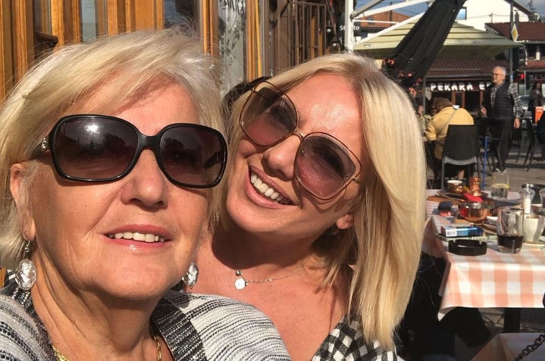 Džena Zeničanin s mamom uživala na popodnevnoj kafi: Sreća i sunce moje