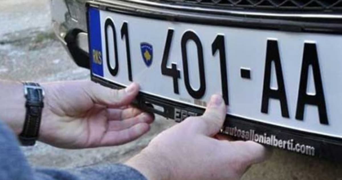 Na snagu stupile mjere za preregistraciju: Policija na Kosovu upozorila vozače da ukidaju srbijanske registarske oznake