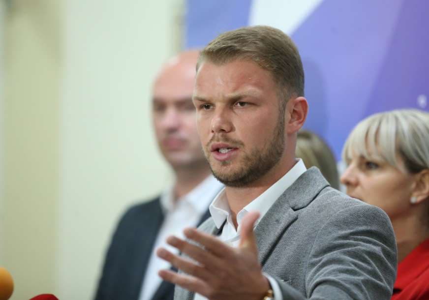 Stanivuković poručio: Neće Draško nigdje