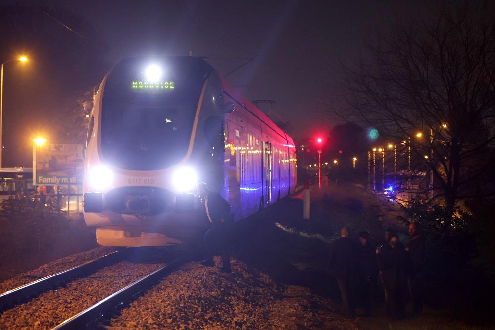 Teška nesreća kod Zagreba: Voz naletio na čovjeka, policija na terenu