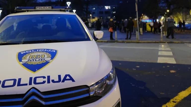 15-godišnjak s 1,83 promila alkohola u krvi jurio romobilom po cesti kod Vinkovaca