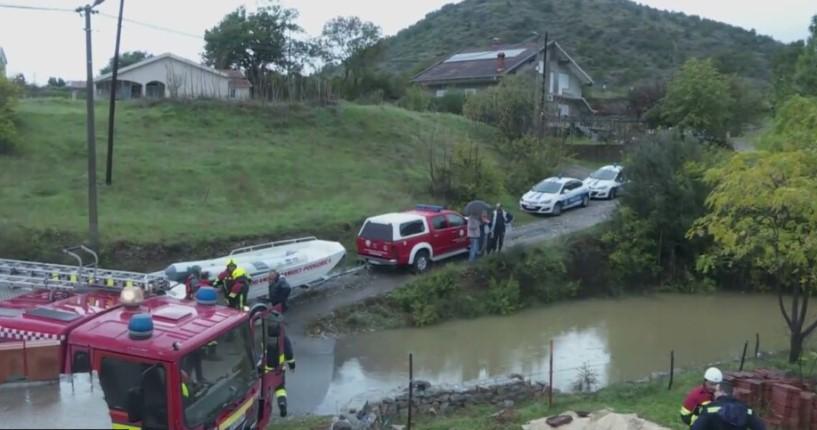 Tragedija porodice Koruga: Majka i dva sina poginuli u slijetanju automobila u nabujalu reku