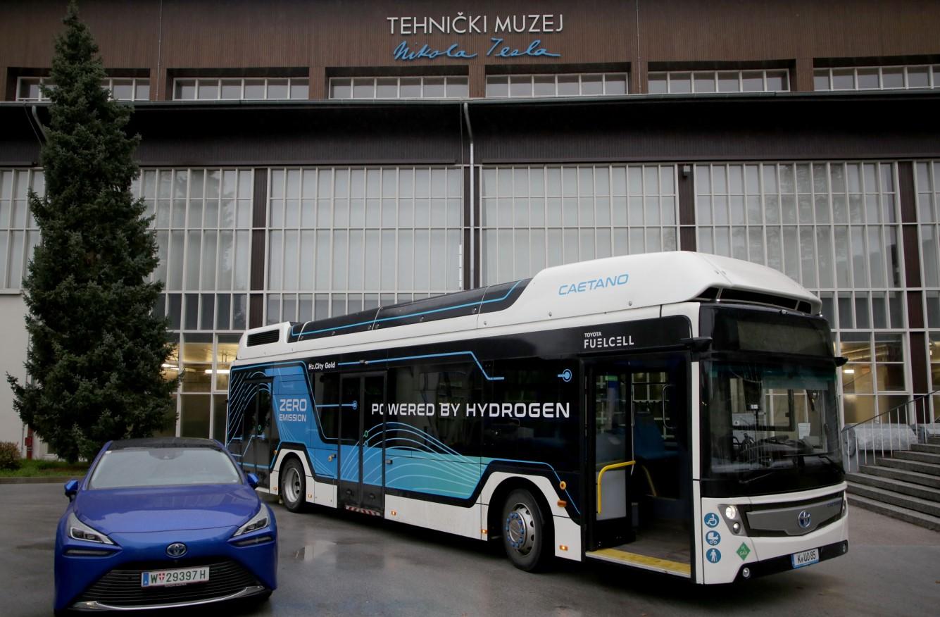 U Hrvatskoj predstavljen prvi autobus na vodik