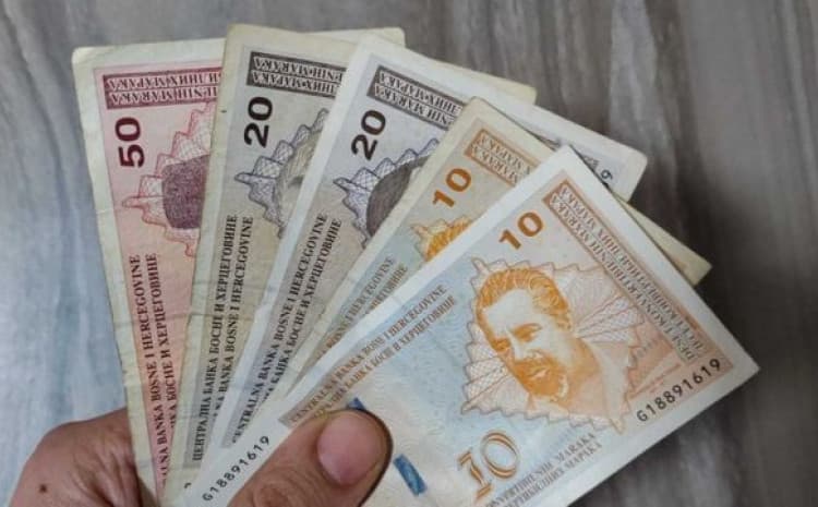 Prevarama zaradili 500.000 KM: Davali lažne dojave o rezultatima sportskih utakmica