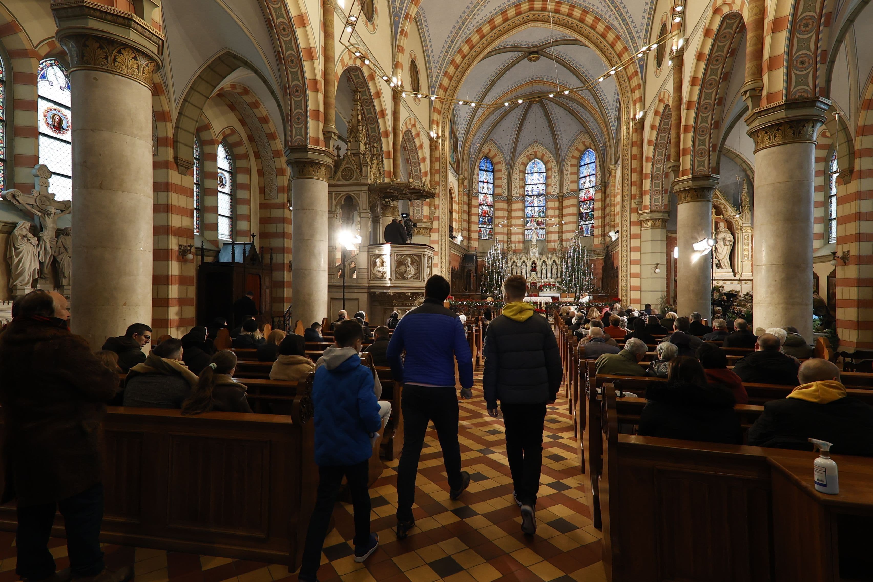 U Sarajevu održana božićna misa: Blagdan koji donosi i širi radost