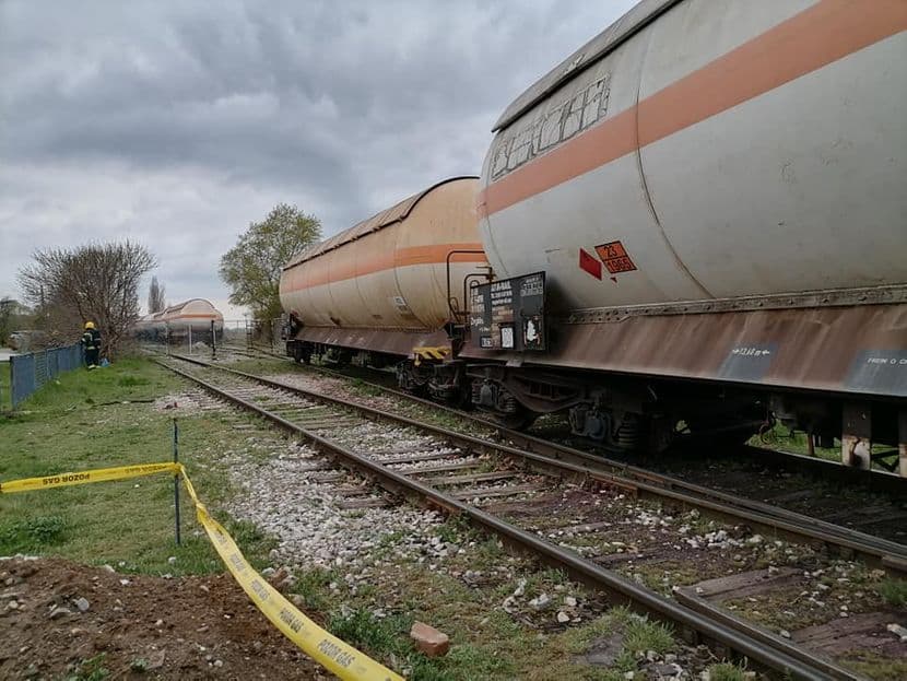 Iskliznuo vagon cisterne sa eurodizelom u Srbiji