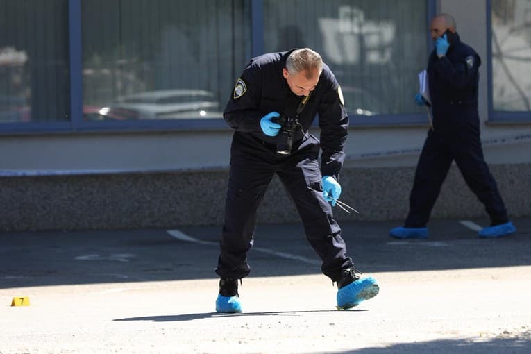 Zagreb: Bačena bomba na kuću i poslovni prostor