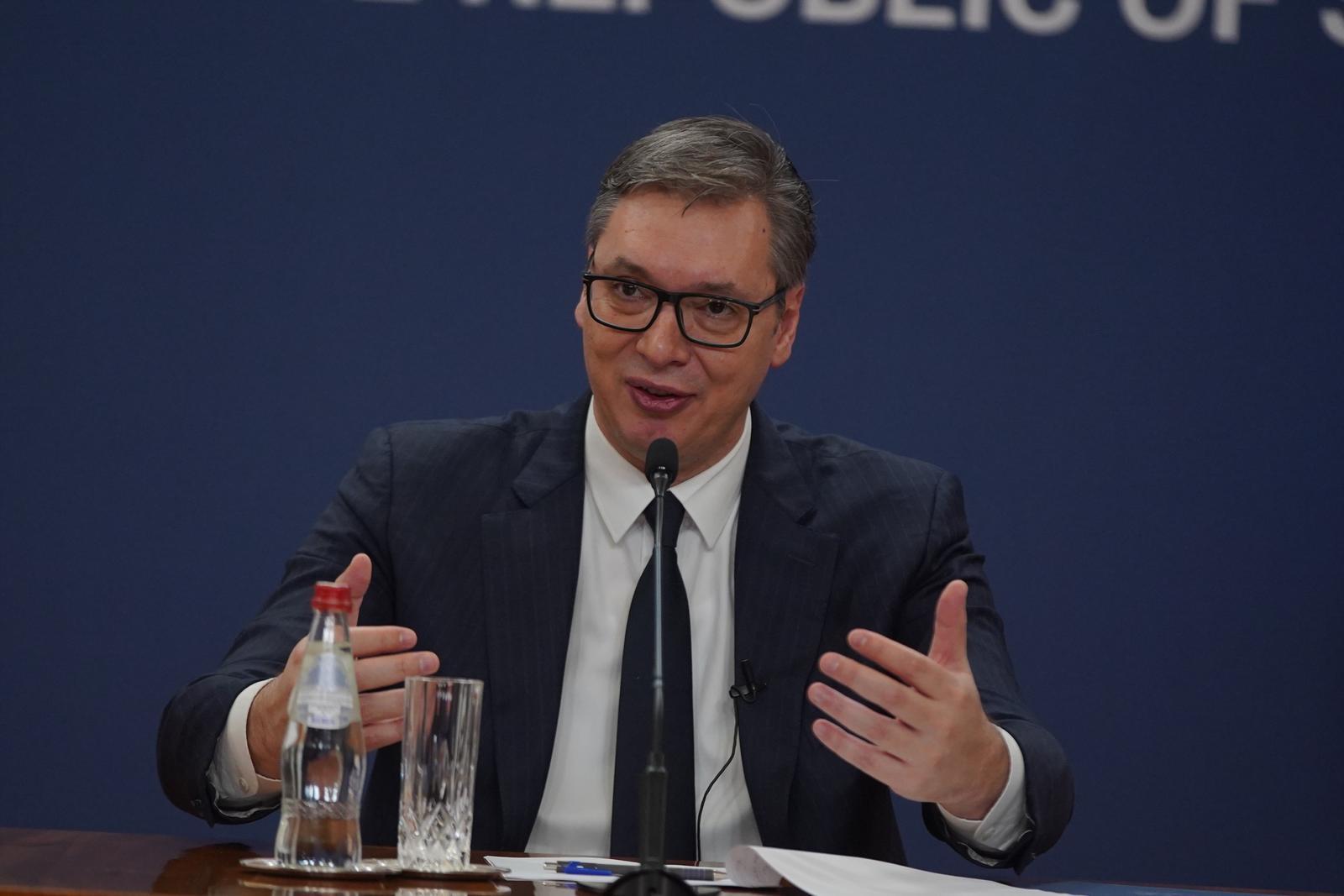 Vučić čestitao neustavni Dan RS: Želim dugovječnost RS u okviru BiH