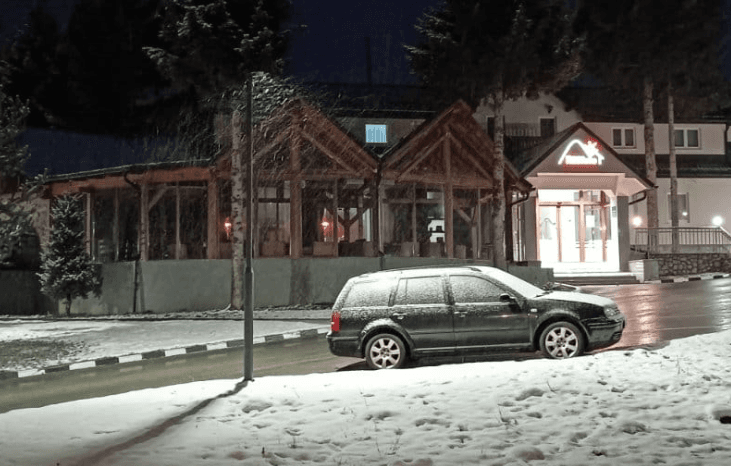 Na ovim putnim pravcima ima snijega: Vozite oprezno!