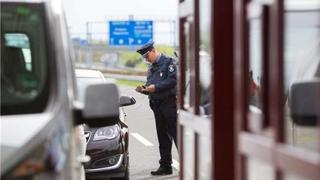 Foto + video / Čelični živci su danas bili potrebni vozačima na Graničnom prijelazu Gornji Šepak