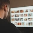 Bibliotekar dobio otkaz jer je na poslu gledao pornostranice: Sud ga vraća na posao