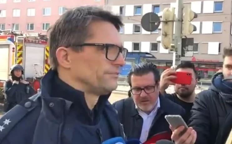 Kako je javila policija, 150 policajaca je bilo na mjestu događaja - Avaz