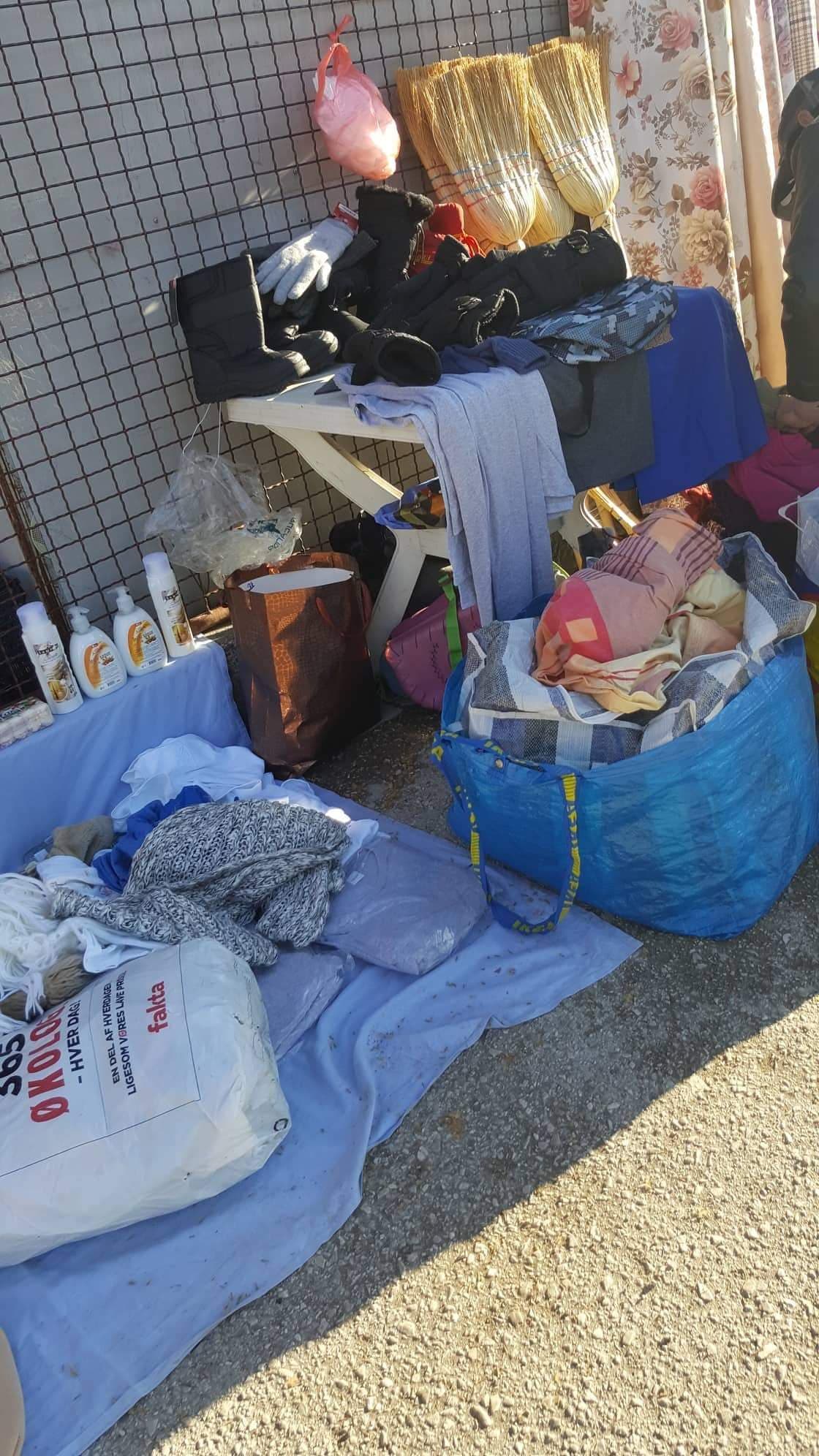 Humanitarna pomoć za migrante se prodaje na buvljoj pijaci - Avaz