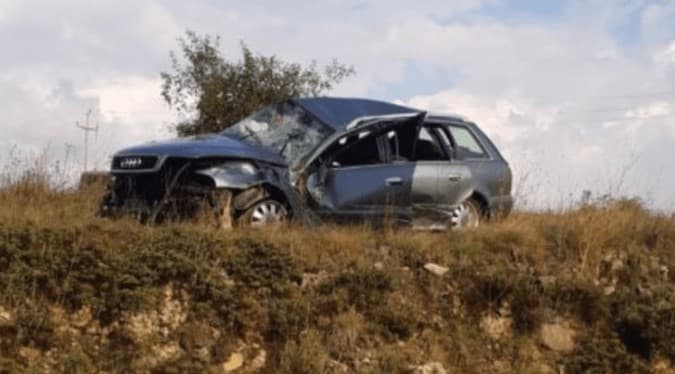 Na vozilu je nastala veća materijalna šteta - Avaz