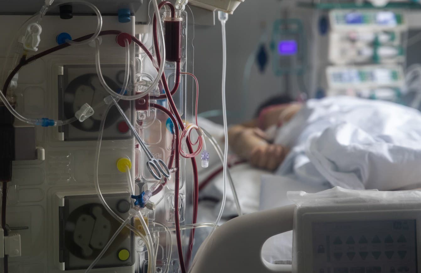 Oni stariji od 59 godina su pet puta u većem riziku da podlegnu bolesti - Avaz