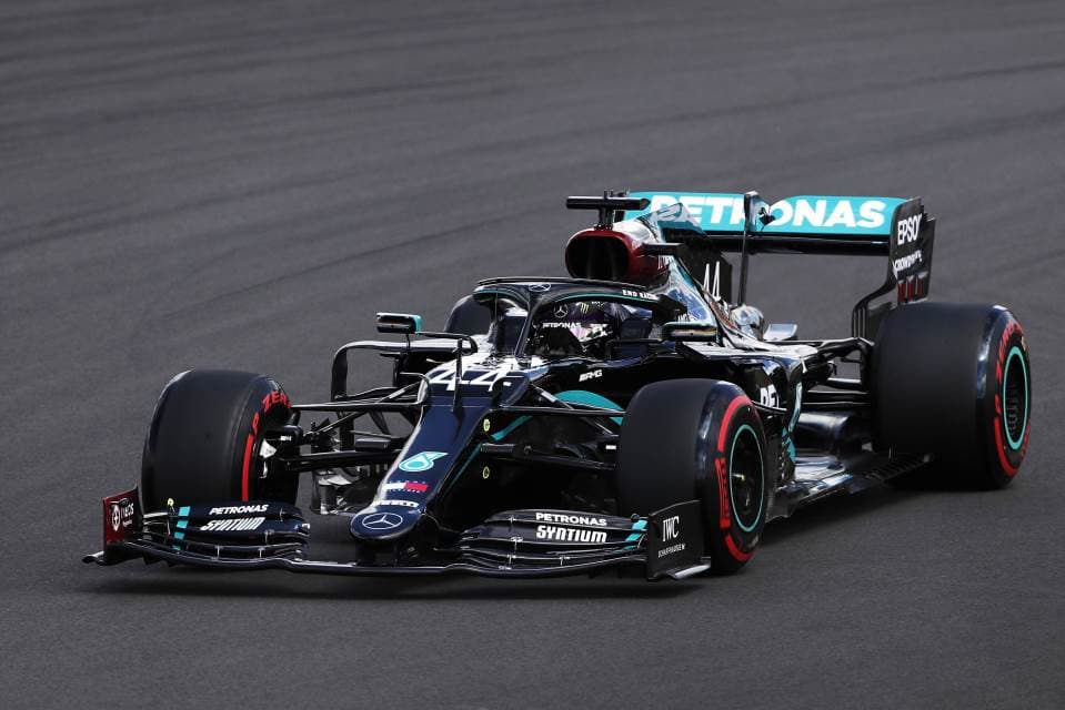 Hamilton: Sedmi put u karijeri startovat će sa pol pozicije na Velikoj nagradi Velike Britanije - Avaz