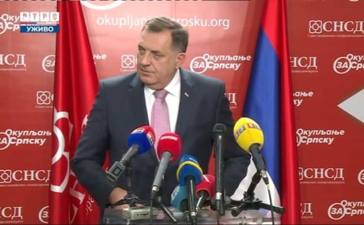 Dodik: Krivi su stranci - Avaz