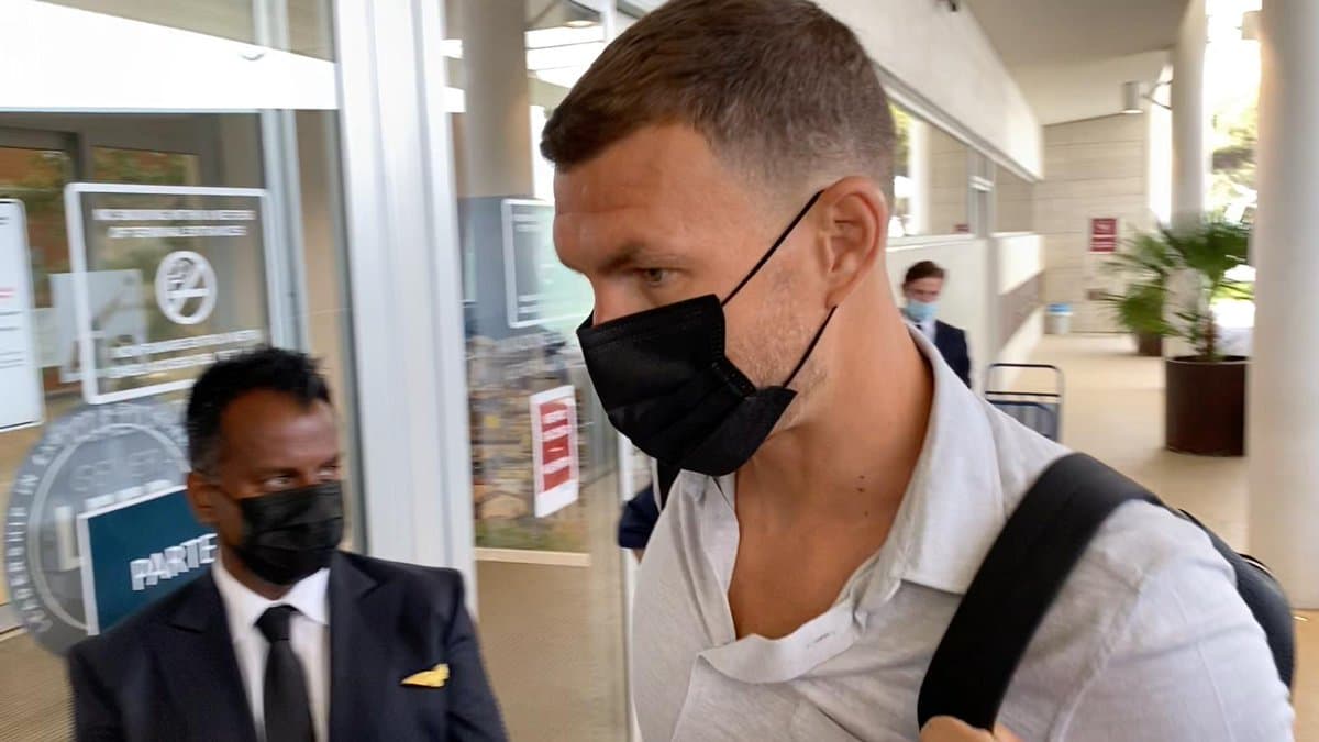 Džeko će morati sačekati na debi za Inter - Avaz