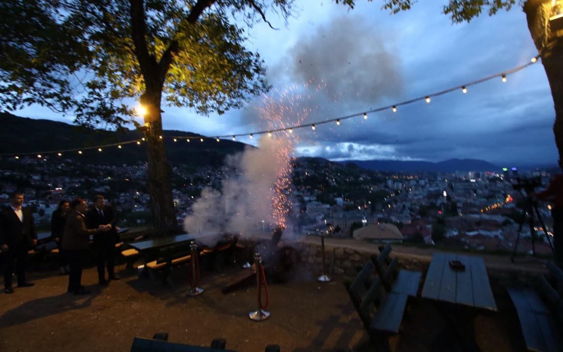 Pucanj topa sa sarajevske Žute tabije - Avaz