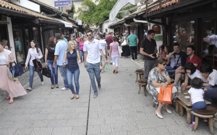 U Sarajevu jutarnja 21 stepen - Avaz