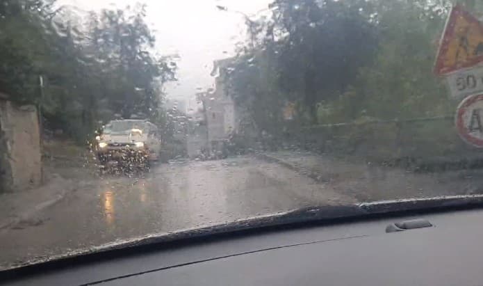 Kiša u Sarajevu - Avaz